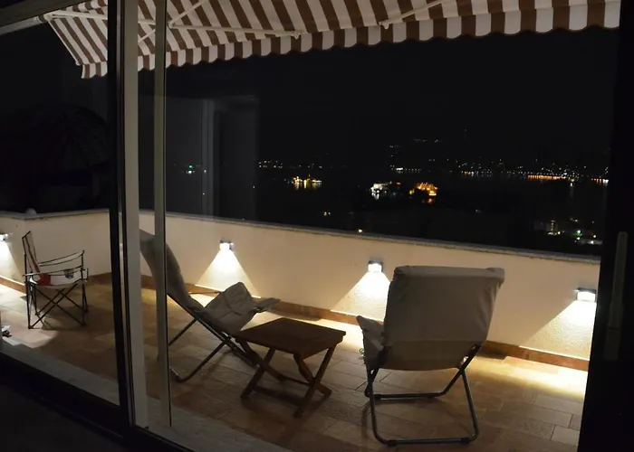 Le Terrazze, Via Selvalunga 1,