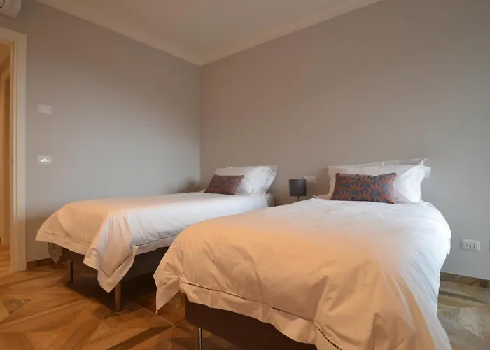 Le Terrazze, Via Selvalunga 1, Apartment *